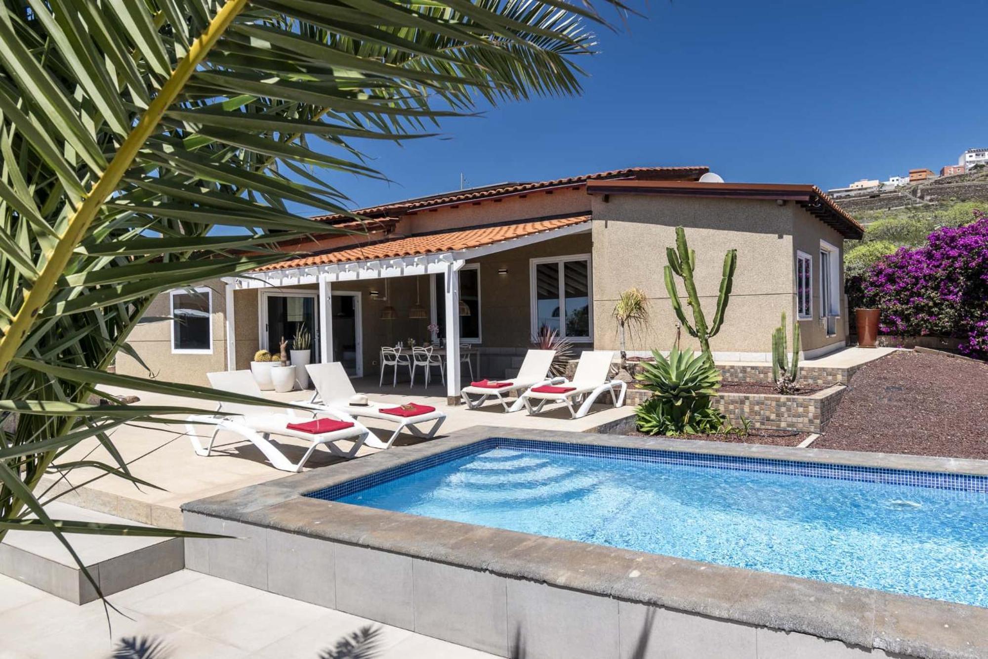 Casa Las Palmeras กรานาดิลญา เด อาโบนา ภายนอก รูปภาพ